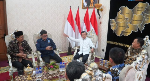 Gubernur Jambi Tegaskan Pentingnya Penataan Jalan Batu Bara dan Kepatuhan Pajak Kendaraan